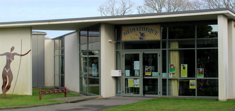 Médiathèque de Locqueltas